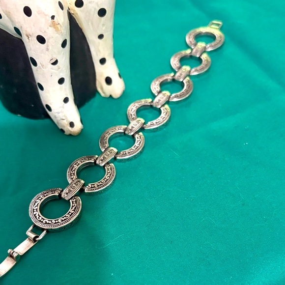 BRIGHTON Central Park silver circle link round etched retired bracelet - Picture 3 of 6